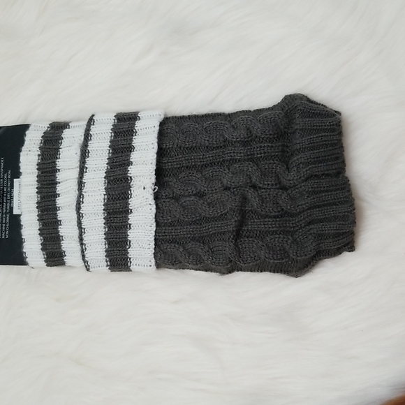 Italia 1969 Accessories - 🎉🌟HOST PICK🎉🌟 boot cuff, cable knit, size, grey and white